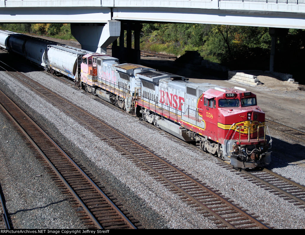 BNSF 558